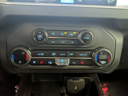 Used 2025 Ford Bronco Outer Banks image 19