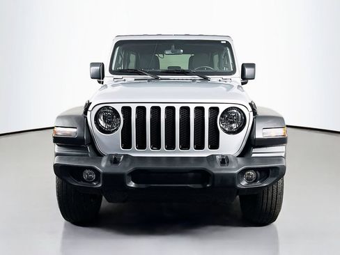 Used 2022 Jeep Wrangler Unlimited Sport AWD/4WD image 2
