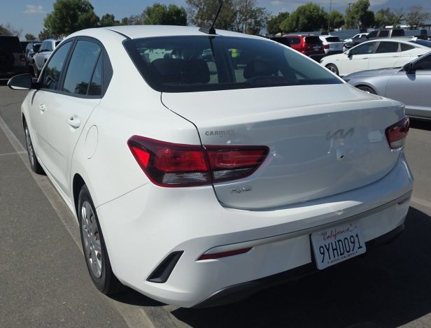 Used 2022 Kia Rio S FWD image 3