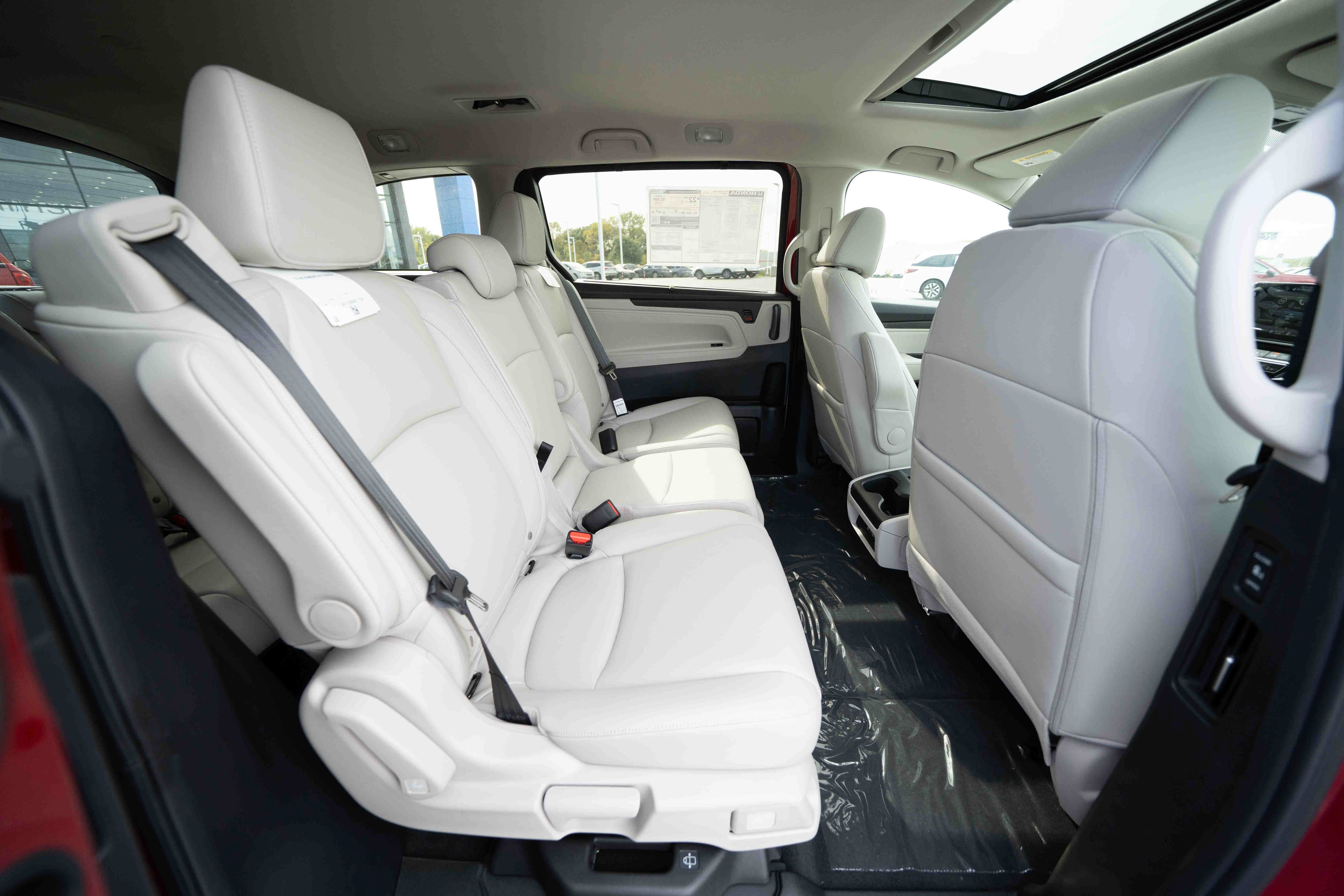 New 2027 Honda Odyssey EX-L image 25