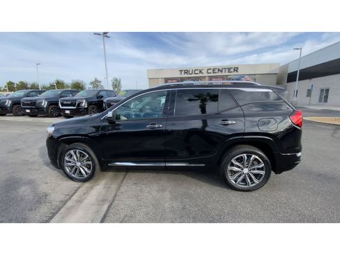 Used 2020 GMC Terrain Denali w/ Denali Premium Package image 5