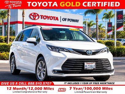 Used 2024 Toyota Sienna LE w/ LE Plus Package