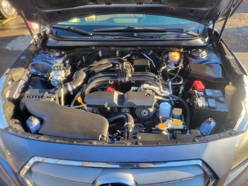 Used 2015 Subaru Legacy 2.5i Premium image 16