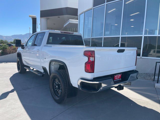 Used 2023 Chevrolet Silverado 3500 LT w/ Advanced Trailering Package AWD/4WD image 4