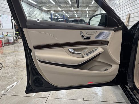 Used 2019 Mercedes-Benz S 560 4MATIC Sedan image 9