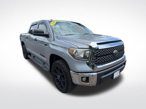 Used 2019 Toyota Tundra SR5 w/ SR5 Upgrade Package AWD/4WD image 1