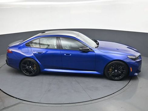 Used 2025 BMW M5 w/ Carbon Package AWD/4WD image 22