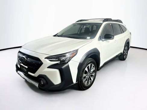 Used 2024 Subaru Outback Limited AWD/4WD image 3