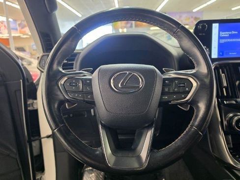 Used 2023 Lexus LX 600 4WD w/ Appearance Package image 16