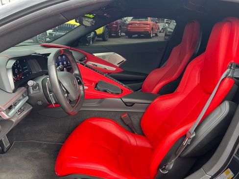 Used 2023 Chevrolet Corvette Stingray Preferred Cpe w/ Z51 Performance Package RWD image 21