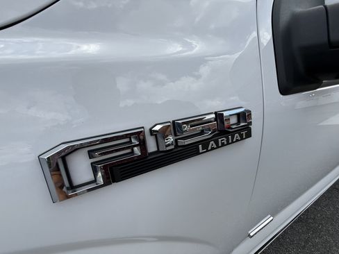 Used 2015 Ford F150 Lariat w/ Equipment Group 502A Luxury image 39