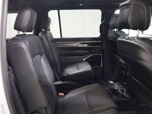 New 2026 Jeep Grand Wagoneer 4WD image 14
