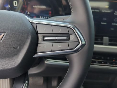 New 2026 Chevrolet Equinox LT w/ Convenience Package II image 17