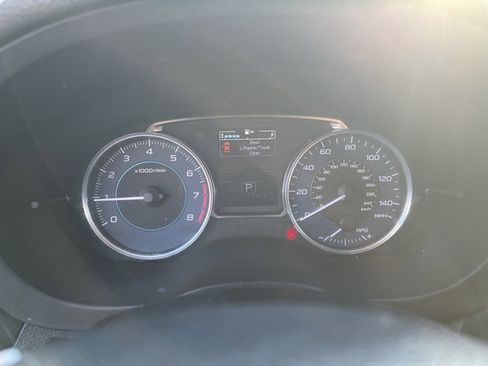 Used 2015 Subaru Crosstrek 2.0i Limited AWD/4WD image 11