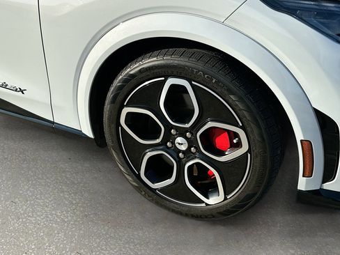 Certified 2023 Ford Mustang Mach-E GT image 34