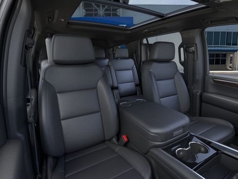 New 2026 Chevrolet Tahoe Z71 w/ Z71 Off-Road Package AWD/4WD image 16