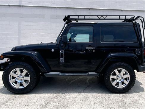 Used 2013 Jeep Wrangler Sahara w/ Connectivity Group AWD/4WD image 3