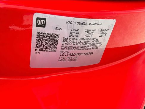 Used 2023 Chevrolet Corvette Stingray Coupe w/ 1LT RWD image 31