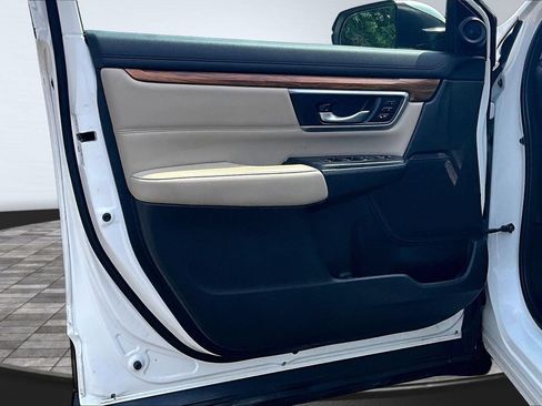 Used 2017 Honda CR-V EX-L image 9