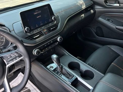 Used 2021 Nissan Altima 2.5 SR FWD image 35
