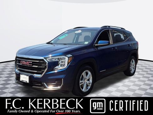 Certified 2022 GMC Terrain SLE w/ Driver Convenience Package FWD image 1
