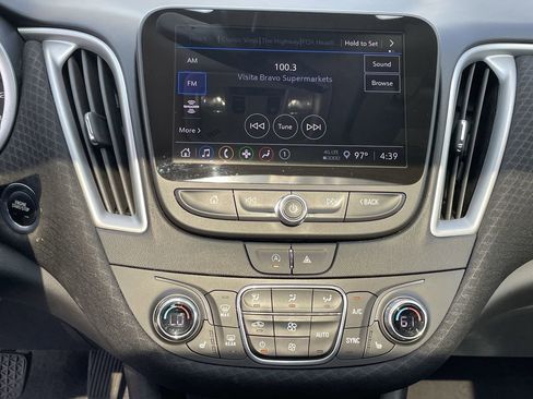 Used 2024 Chevrolet Malibu LT FWD image 21