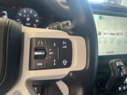 Used 2024 Land Rover Defender 110 SE AWD/4WD image 16