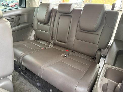 Used 2012 Honda Odyssey Touring Elite image 24