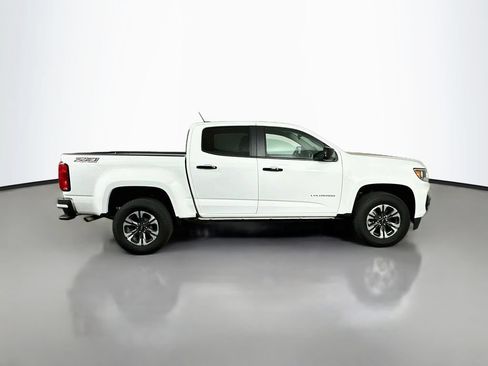 Used 2022 Chevrolet Colorado Z71 AWD/4WD image 9