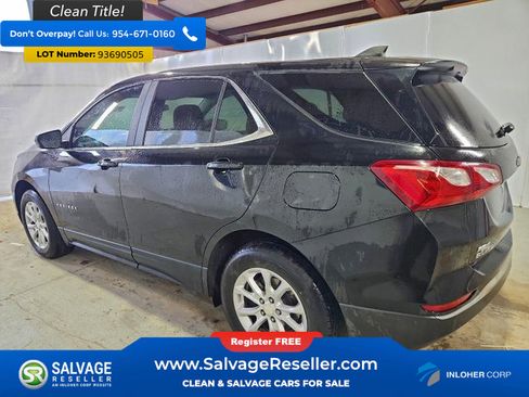 Used 2021 Chevrolet Equinox LT image 3