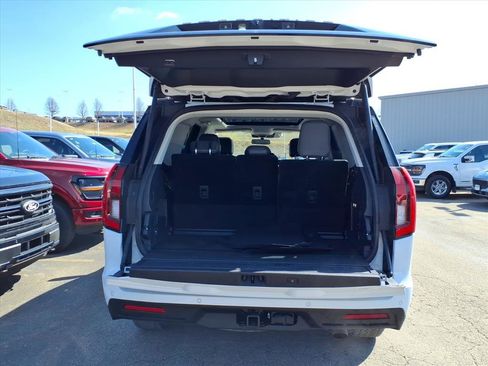 Used 2025 Ford Expedition Active image 11