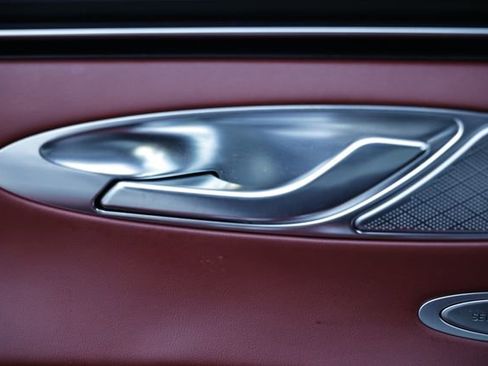 Used 2022 Genesis GV70 3.5T Sport w/ Sport Prestige Package image 15