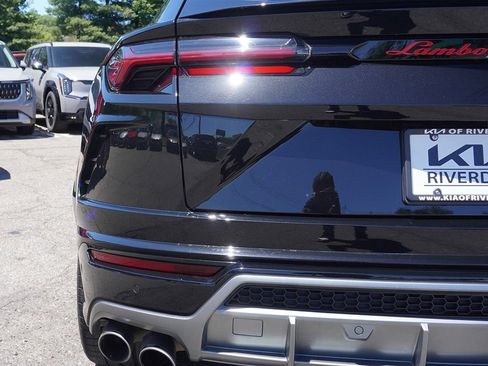 Used 2020 Lamborghini Urus AWD/4WD image 15
