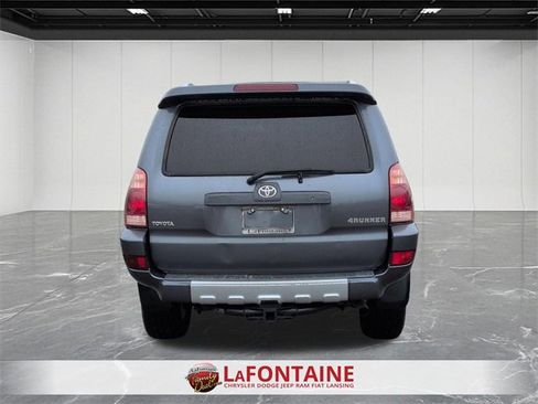 Used 2004 Toyota 4Runner SR5 image 4