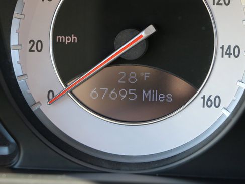 Used 2009 Mercedes-Benz SL 550 SL550 image 31