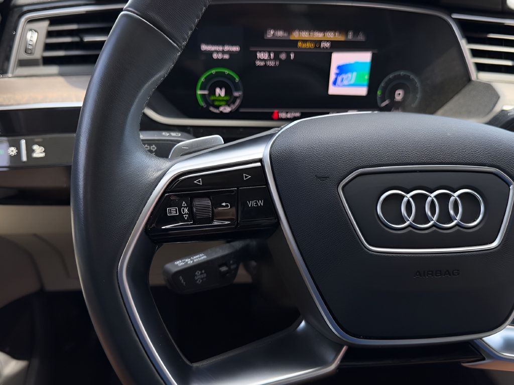 Used 2024 Audi Q8 e-tron Premium Plus w/ Premium Plus Package AWD/4WD image 12