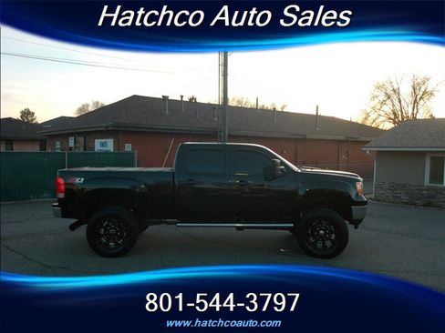 Used 2014 GMC Sierra 3500 SLE w/ SLE Preferred Package image 6