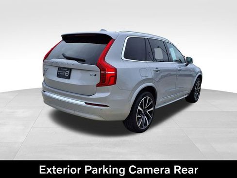 Certified 2023 Volvo XC90 B5 Plus AWD/4WD image 8