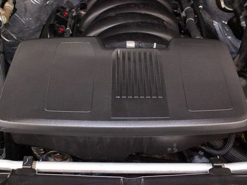 Used 2022 GMC Yukon XL Denali w/ Denali Premium Package image 4