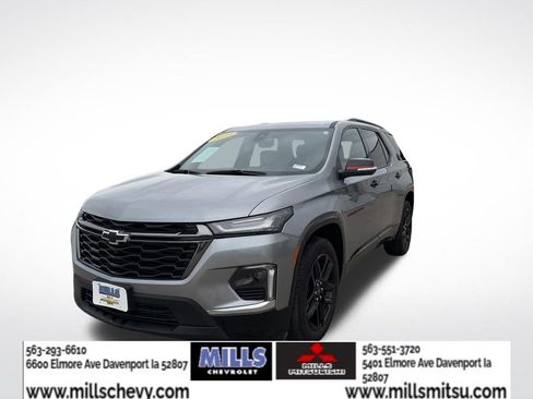 Used 2023 Chevrolet Traverse Premier w/ Redline Edition FWD image 1