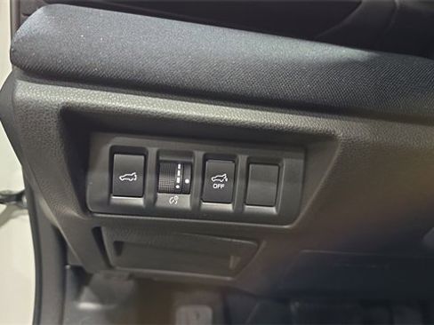 Used 2023 Subaru Outback Premium image 22