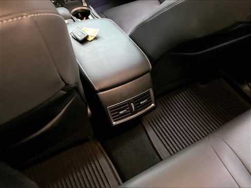 Used 2015 Lexus NX 200t AWD w/ Premium Package image 36
