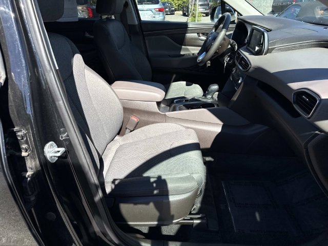 Used 2019 Hyundai Santa Fe SE AWD/4WD image 9