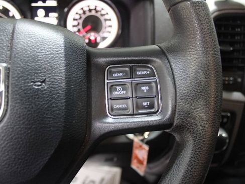 Used 2018 RAM 1500 Express image 34