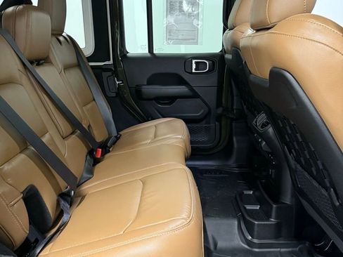 Used 2021 Jeep Wrangler Unlimited Rubicon image 23