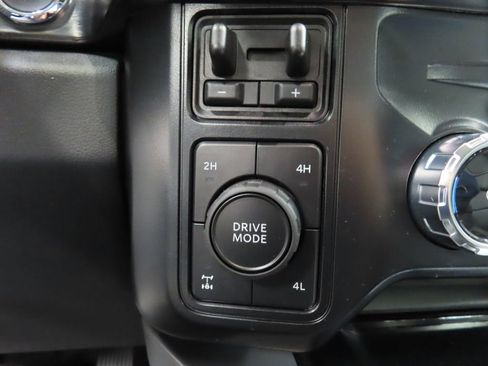 Used 2026 Ford F350 Lariat w/ Lariat Ultimate Package AWD/4WD image 55