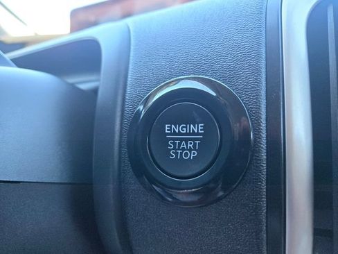 Certified 2025 Ford Expedition Active AWD/4WD image 18