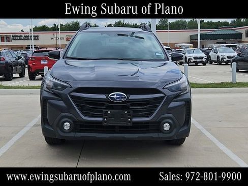 Used 2023 Subaru Outback Premium AWD/4WD image 2