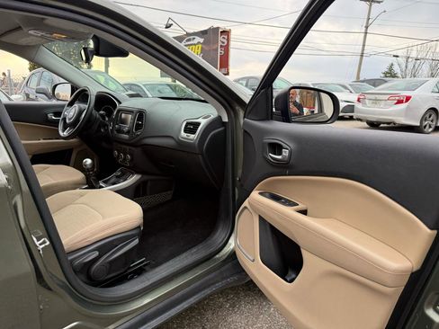 Used 2018 Jeep Compass Sport image 26