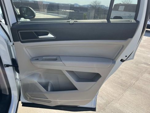 Used 2019 Volkswagen Atlas SEL image 21